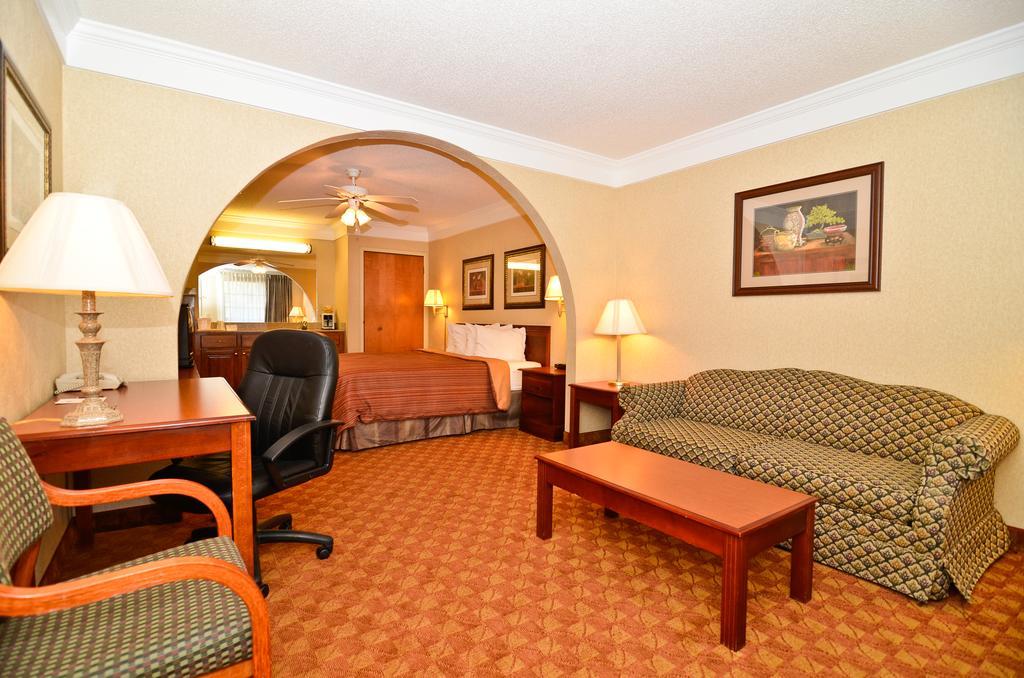 Hawkinsville Peach State Inn & Suites מראה חיצוני תמונה