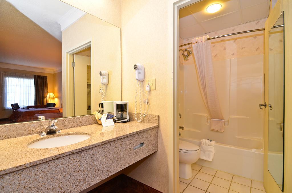 Hawkinsville Peach State Inn & Suites מראה חיצוני תמונה