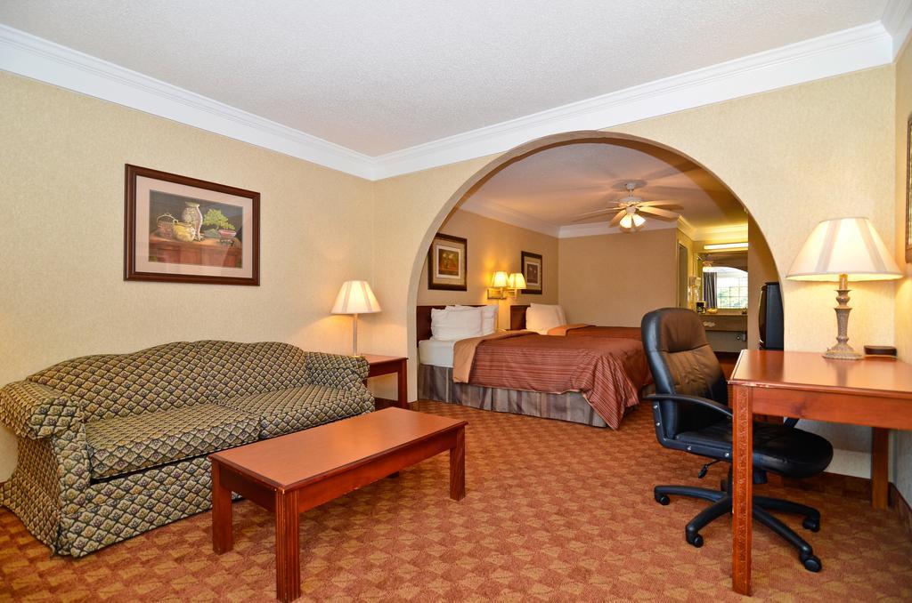 Hawkinsville Peach State Inn & Suites מראה חיצוני תמונה